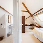 Σπίτι διακοπών Harmony Homes La Chapelle-hareng - Indoor Pool Sauna &