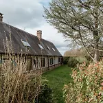 Σπίτι διακοπών Harmony Homes La Chapelle-hareng - Indoor Pool Sauna & Le Planquay