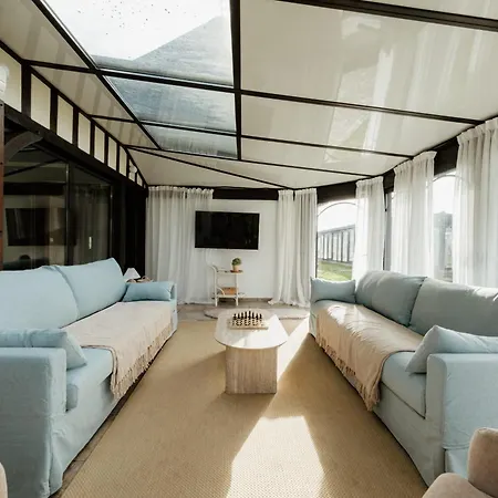 Harmony Homes - Indoor Pool Sauna & Holiday home La Chapelle-Hareng