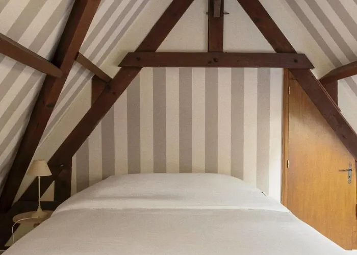 Harmony Homes La Chapelle-hareng - Indoor Pool Sauna & Le Planquay