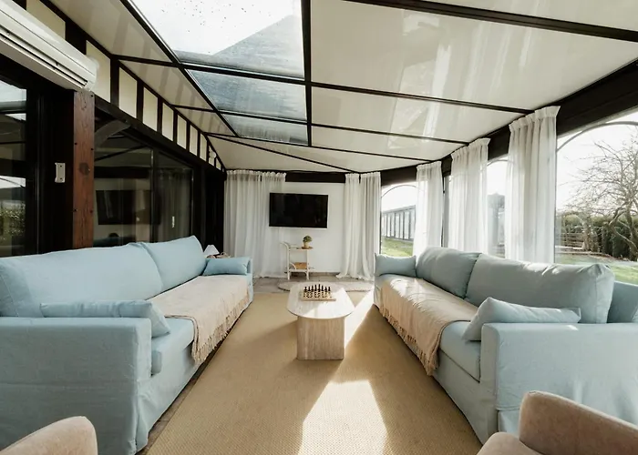 Σπίτι διακοπών Harmony Homes La Chapelle-hareng - Indoor Pool Sauna &