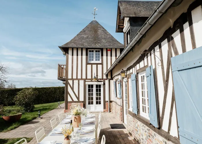 Holiday home Harmony Homes La Chapelle-hareng - Indoor Pool Sauna & *